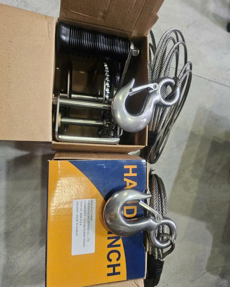 Tời quay tay có móc cáp inox 304